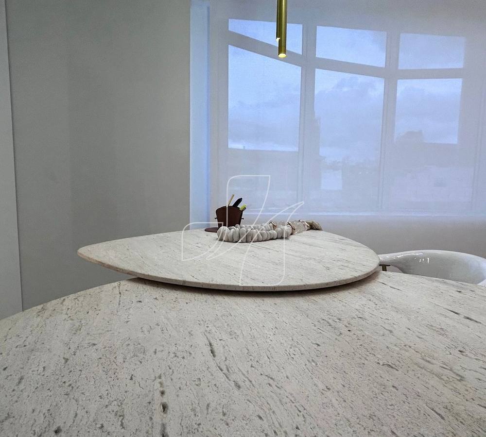 Mesa redonda em travertino romano